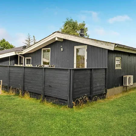 3 Bedroom Awesome In Borkop