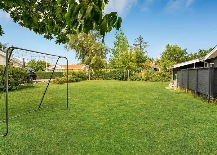 3 Bedroom Awesome In * Бёркоп